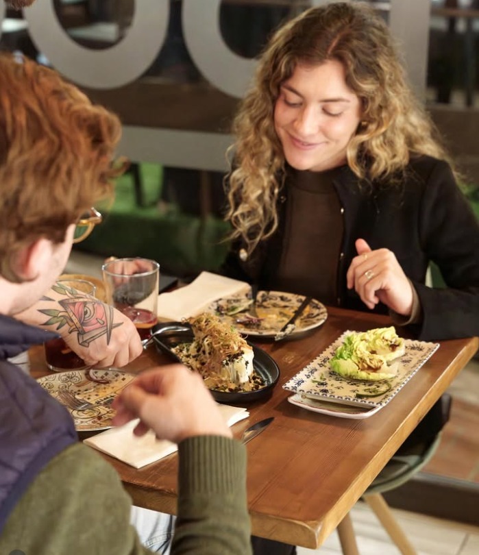 Ambiente y gastronomía de EnBoca Gastrobar Benalmádena